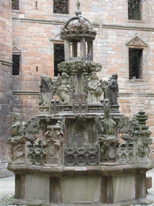 02 Linlithgow Palace.JPG